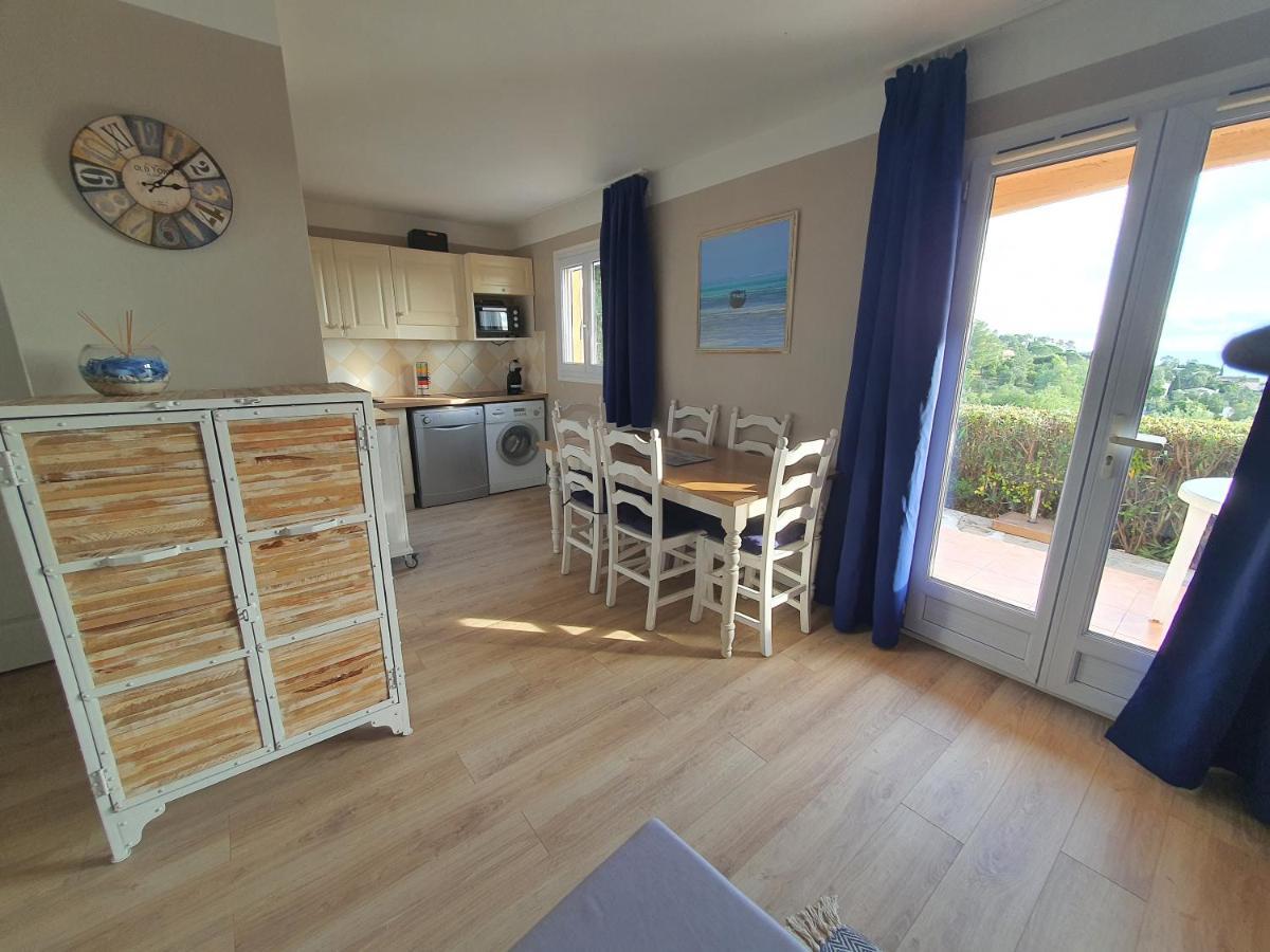 Les Issambres Appart 6 Pers Grande Terrasse Superbe Vue Mer Et Golfe De Saint Tropez, Piscine Ngoại thất bức ảnh